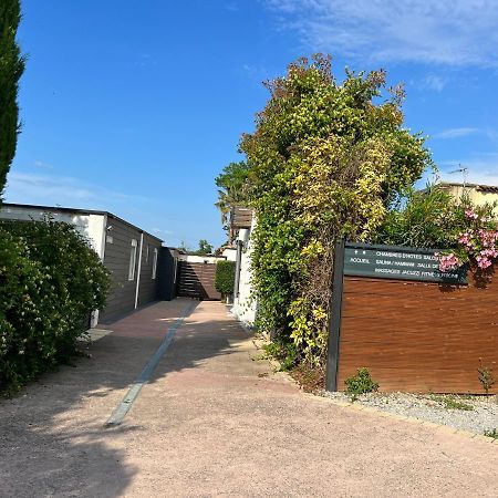 Mas La Farelle Gite, Fitness & Salle De Jeux Gratuite & Spa En Supplement Nîmes Dış mekan fotoğraf