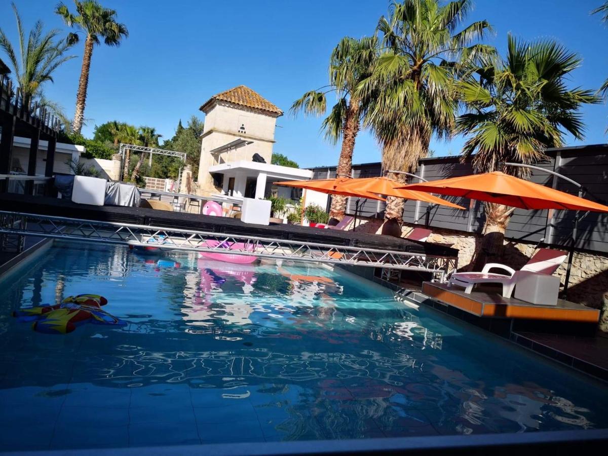 Mas La Farelle Gite, Fitness & Salle De Jeux Gratuite & Spa En Supplement Nîmes Dış mekan fotoğraf
